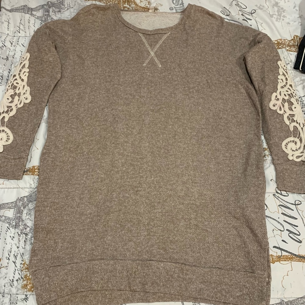 Sweater - Picture 2 of 9